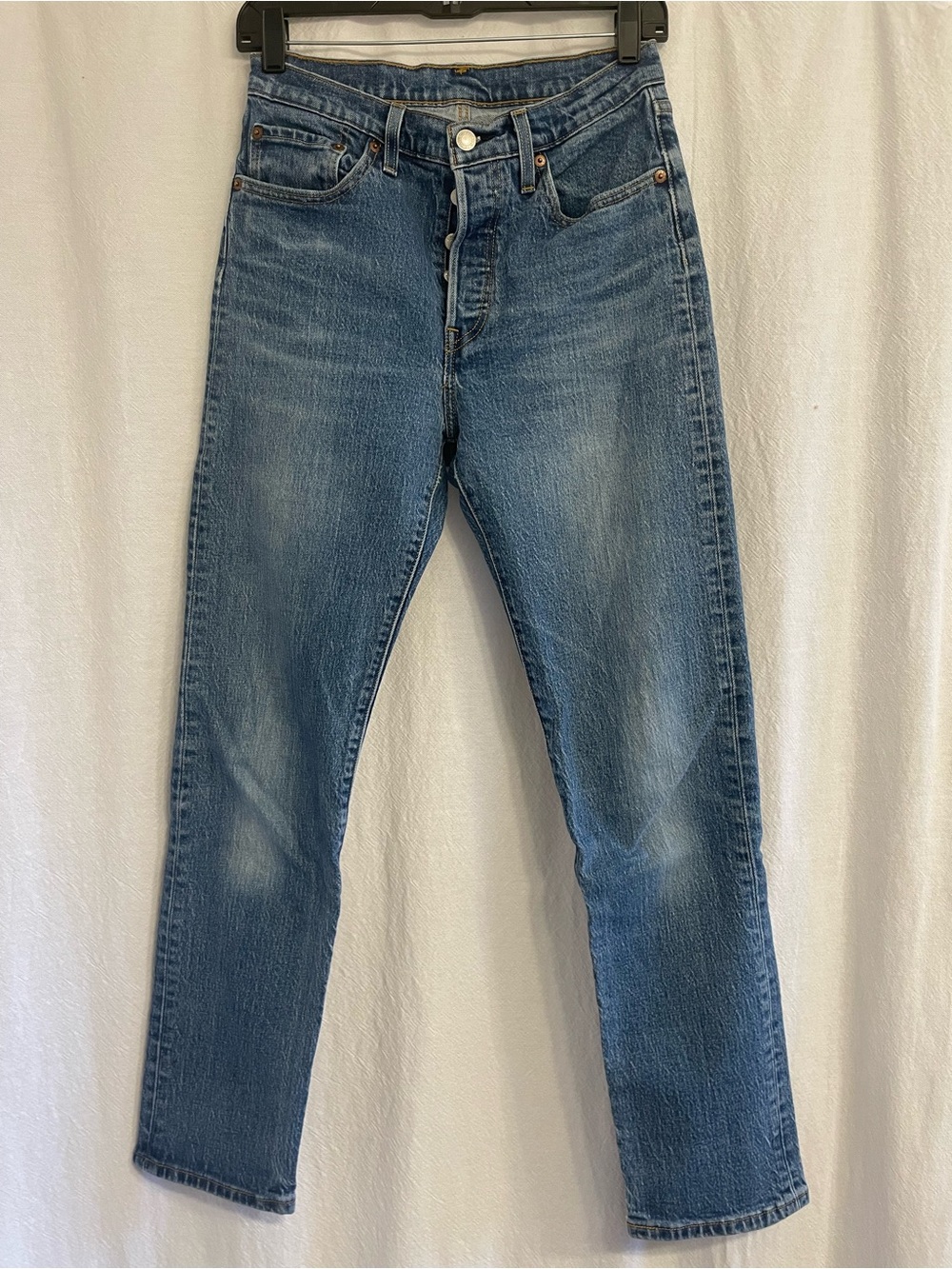 Levi's 501 Women’s Perfectly Worn-In Blue Denim Jeans, size 27